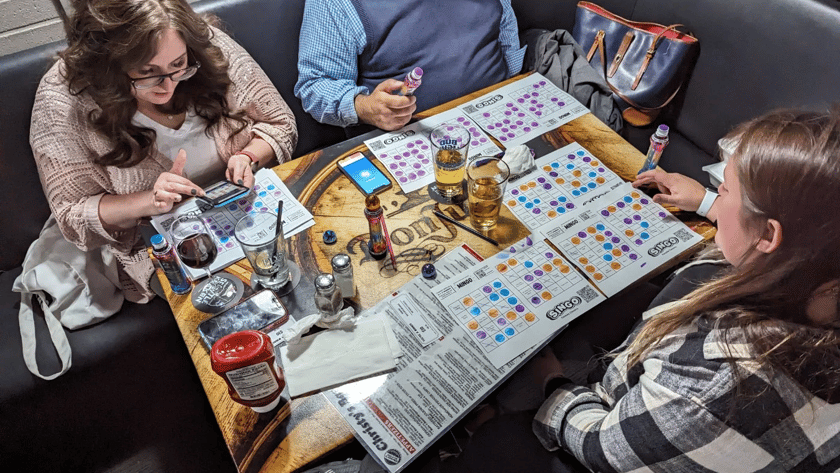 DINNER / DRINKS / MINGO